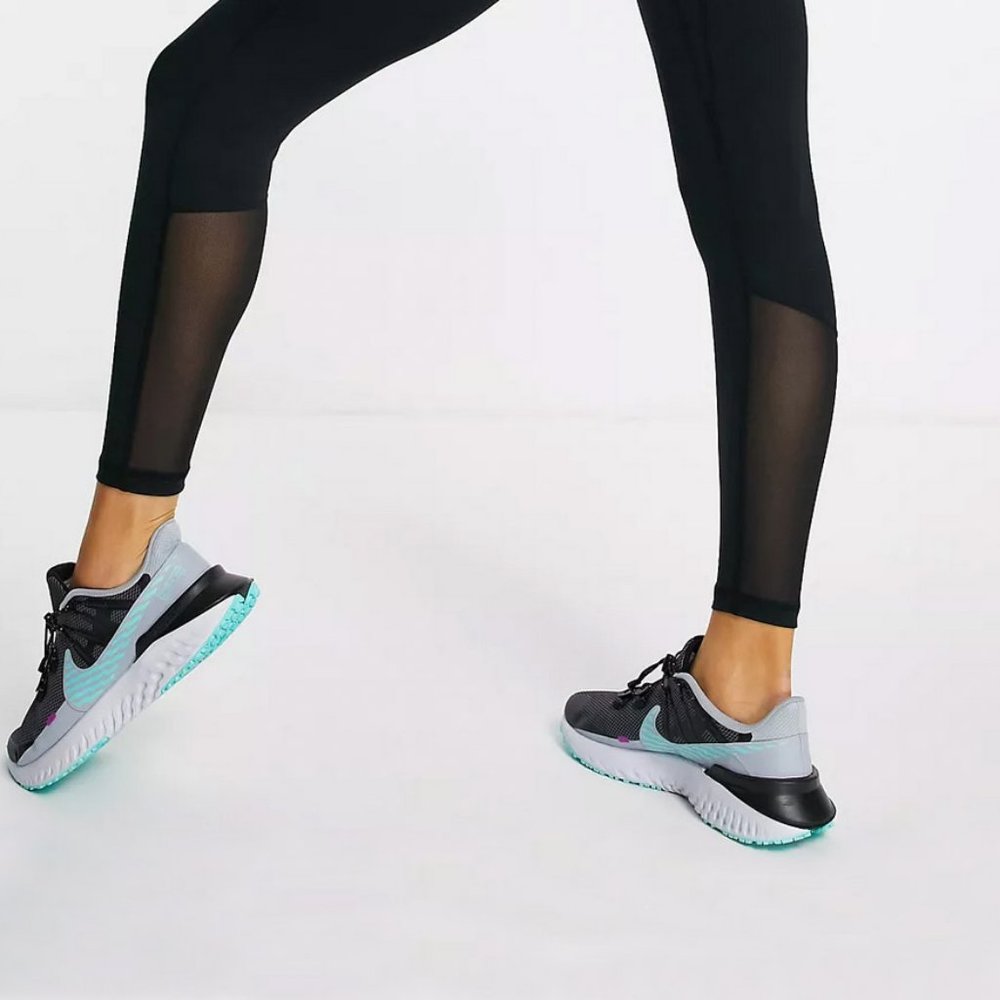 NWT NIke Dri FIt  HIigh Waist Black Training Pant Mesh Panel Pant Sz Medium - Picture 4 of 4
